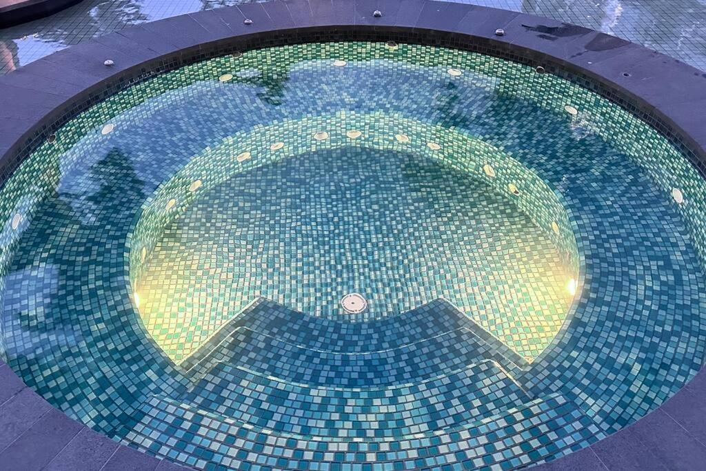 Luxury 2bedroom 2 Bathroom Klcc View-trion Kl *